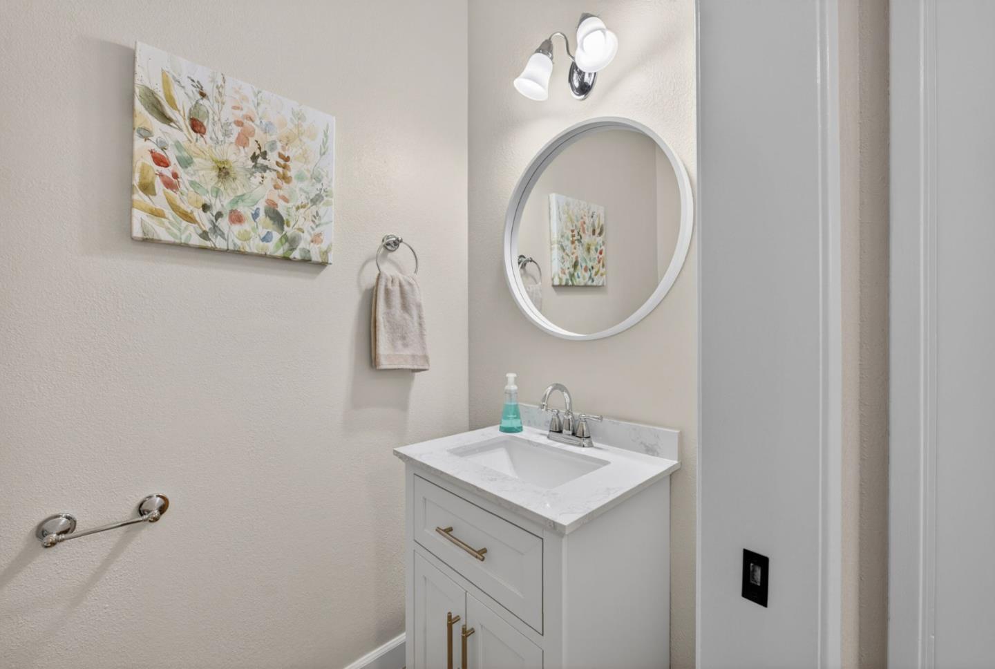 Detail Gallery Image 29 of 65 For 1859 Kirkmont Dr, San Jose,  CA 95124 - 4 Beds | 2/1 Baths
