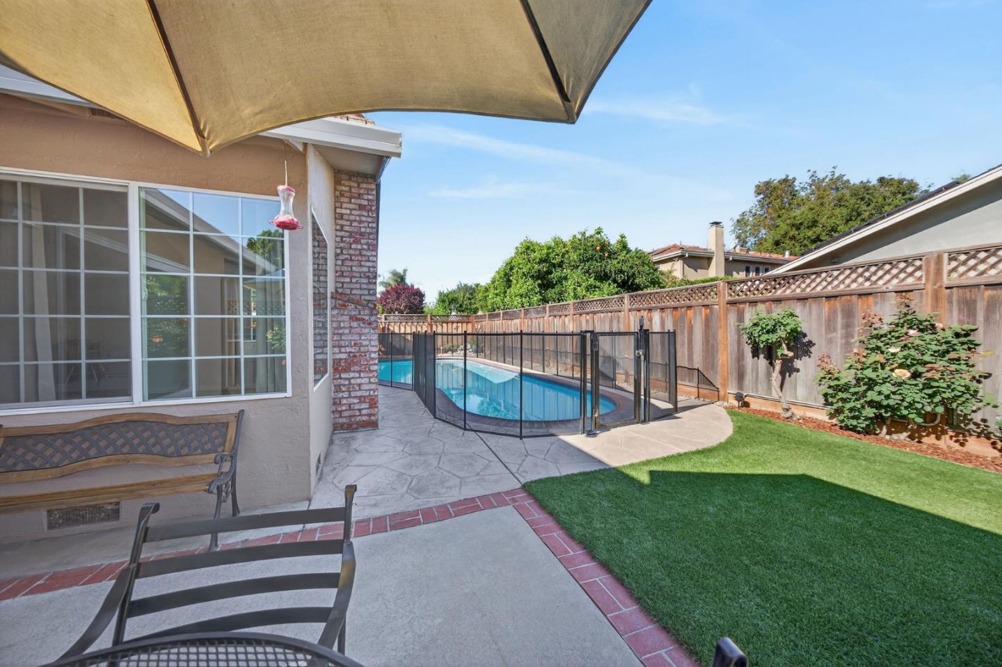 Detail Gallery Image 6 of 6 For 1859 Kirkmont Dr, San Jose,  CA 95124 - 4 Beds | 2/1 Baths