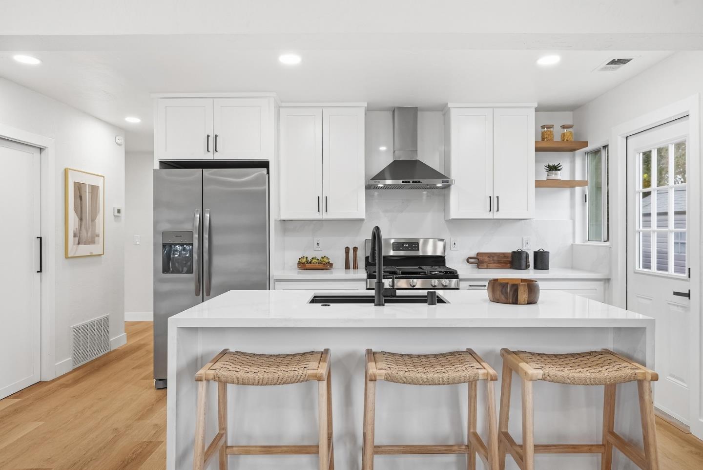 Detail Gallery Image 11 of 39 For 43252 Lindenwood St, Fremont,  CA 94538 - 3 Beds | 2 Baths