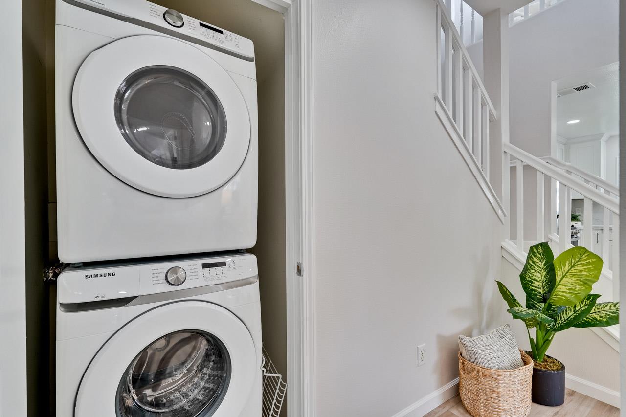 Detail Gallery Image 23 of 48 For 773 Bryn Mawr Ct #51,  Mountain View,  CA 94043 - 2 Beds | 2 Baths