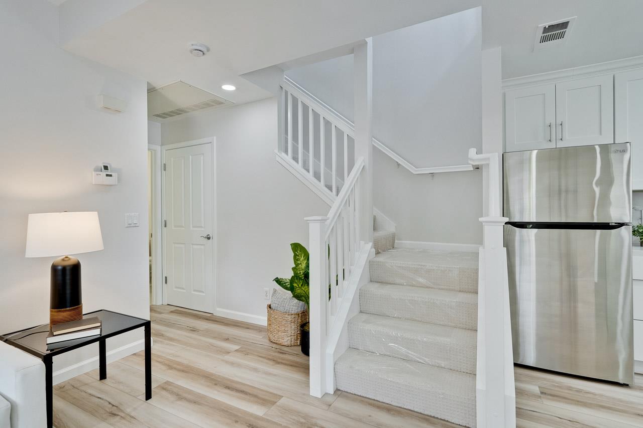 Detail Gallery Image 24 of 48 For 773 Bryn Mawr Ct #51,  Mountain View,  CA 94043 - 2 Beds | 2 Baths
