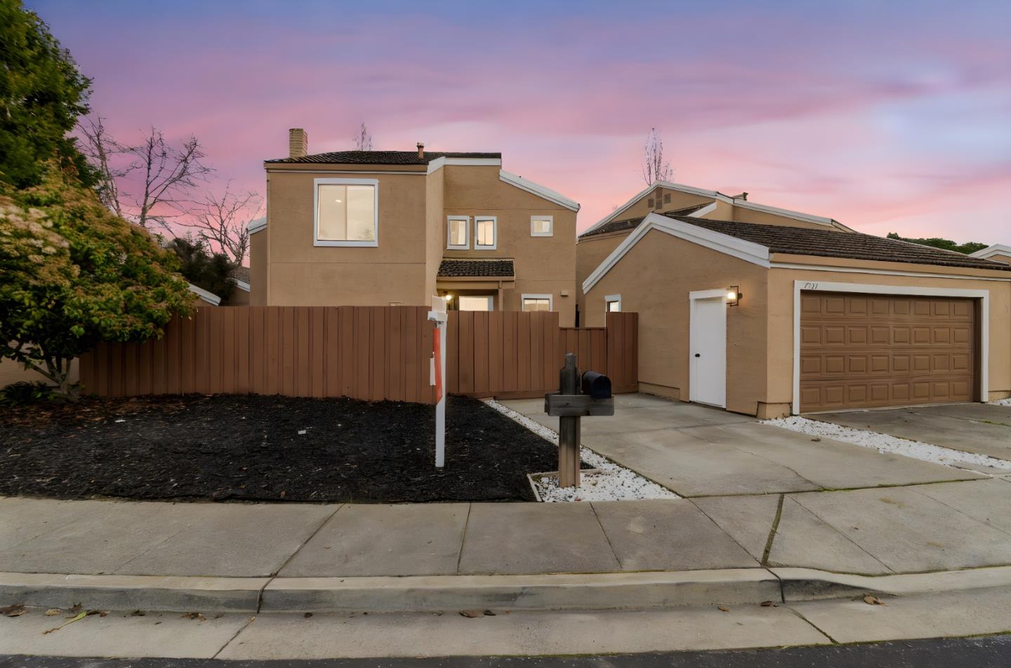 Detail Gallery Image 3 of 44 For 2743 Gamble Ct, Hayward,  CA 94542 - 3 Beds | 2/1 Baths