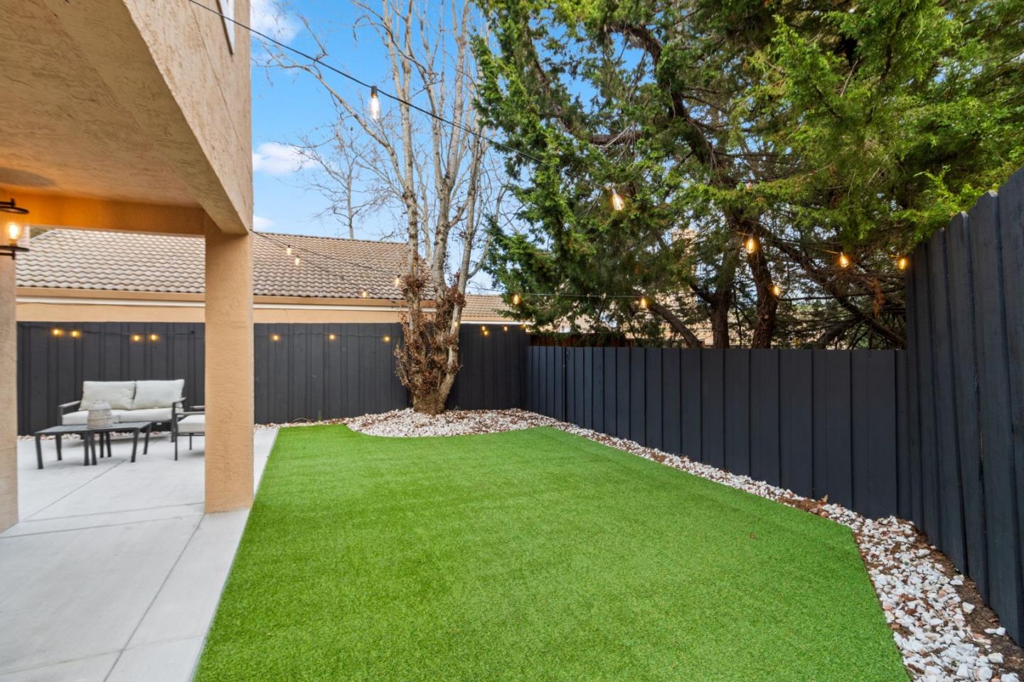 Detail Gallery Image 40 of 44 For 2743 Gamble Ct, Hayward,  CA 94542 - 3 Beds | 2/1 Baths