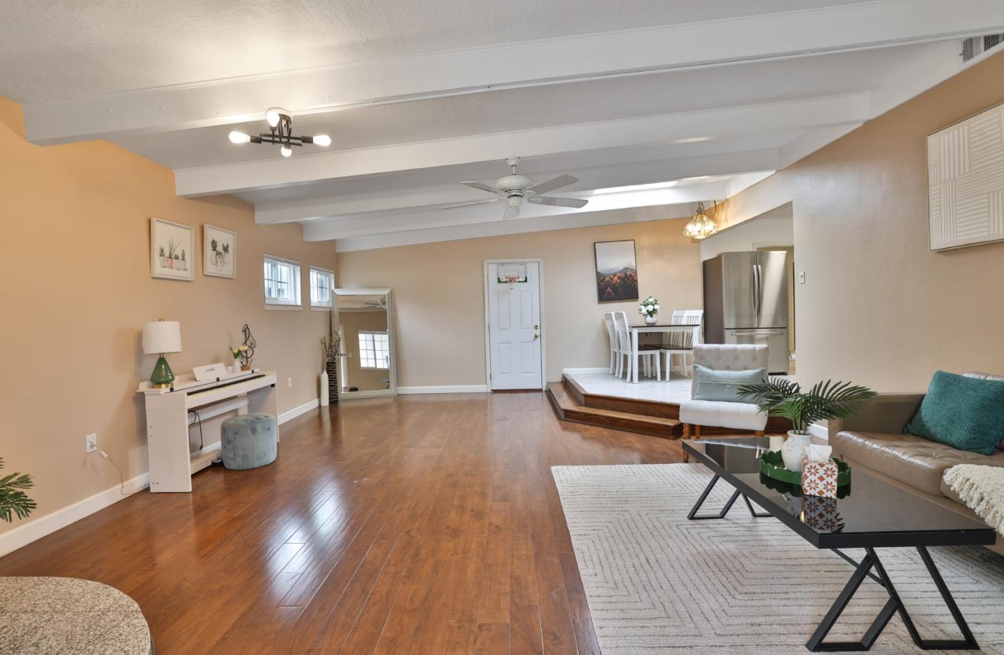 Detail Gallery Image 13 of 26 For 486 Peralta Ave, Sunnyvale,  CA 94086 - 3 Beds | 2 Baths