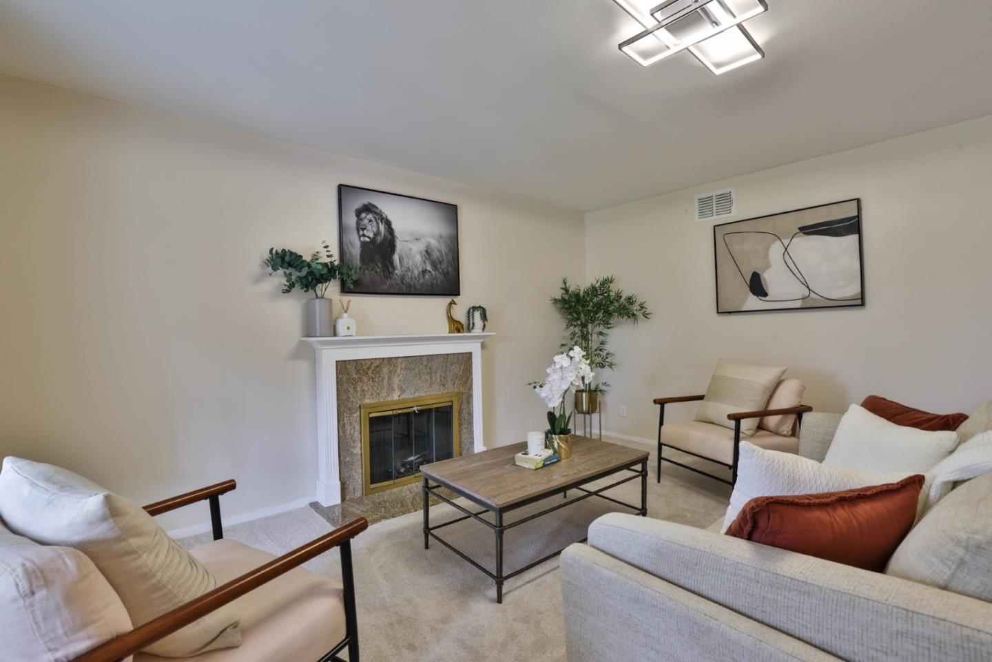 Detail Gallery Image 4 of 26 For 486 Peralta Ave, Sunnyvale,  CA 94086 - 3 Beds | 2 Baths
