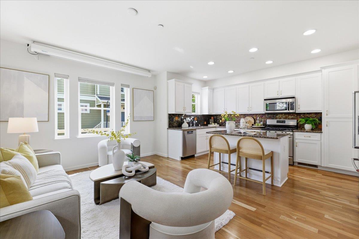 Photo #28: ML82041235 Listing: Photo #28