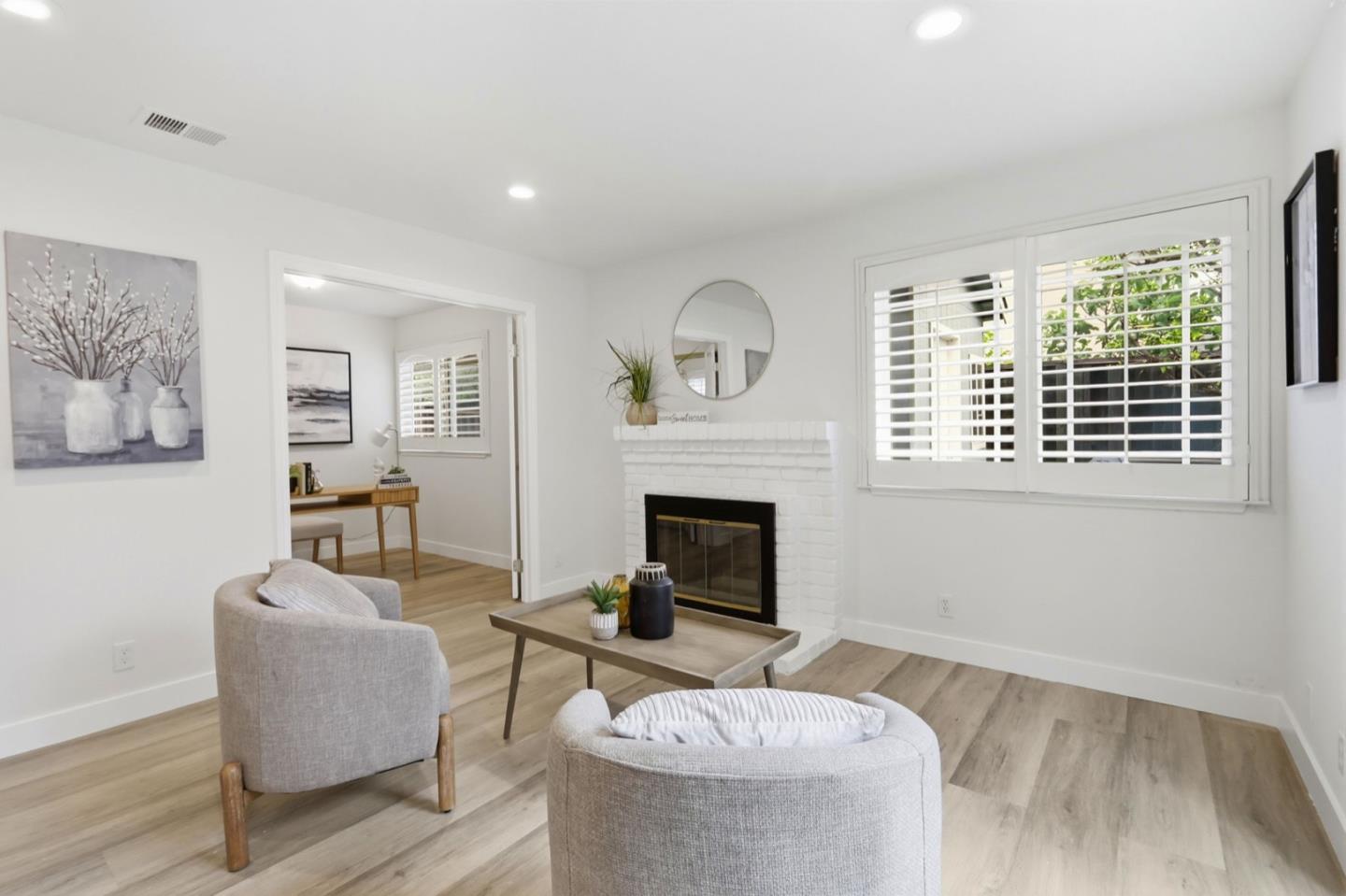 Detail Gallery Image 10 of 36 For 2051 Edgegate Dr, San Jose,  CA 95122 - 4 Beds | 2 Baths