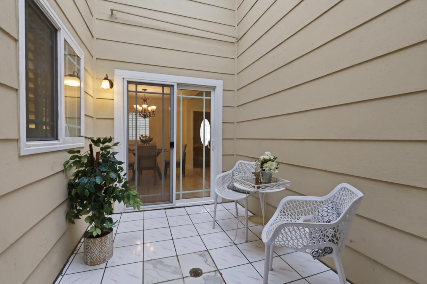 Detail Gallery Image 32 of 36 For 2051 Edgegate Dr, San Jose,  CA 95122 - 4 Beds | 2 Baths