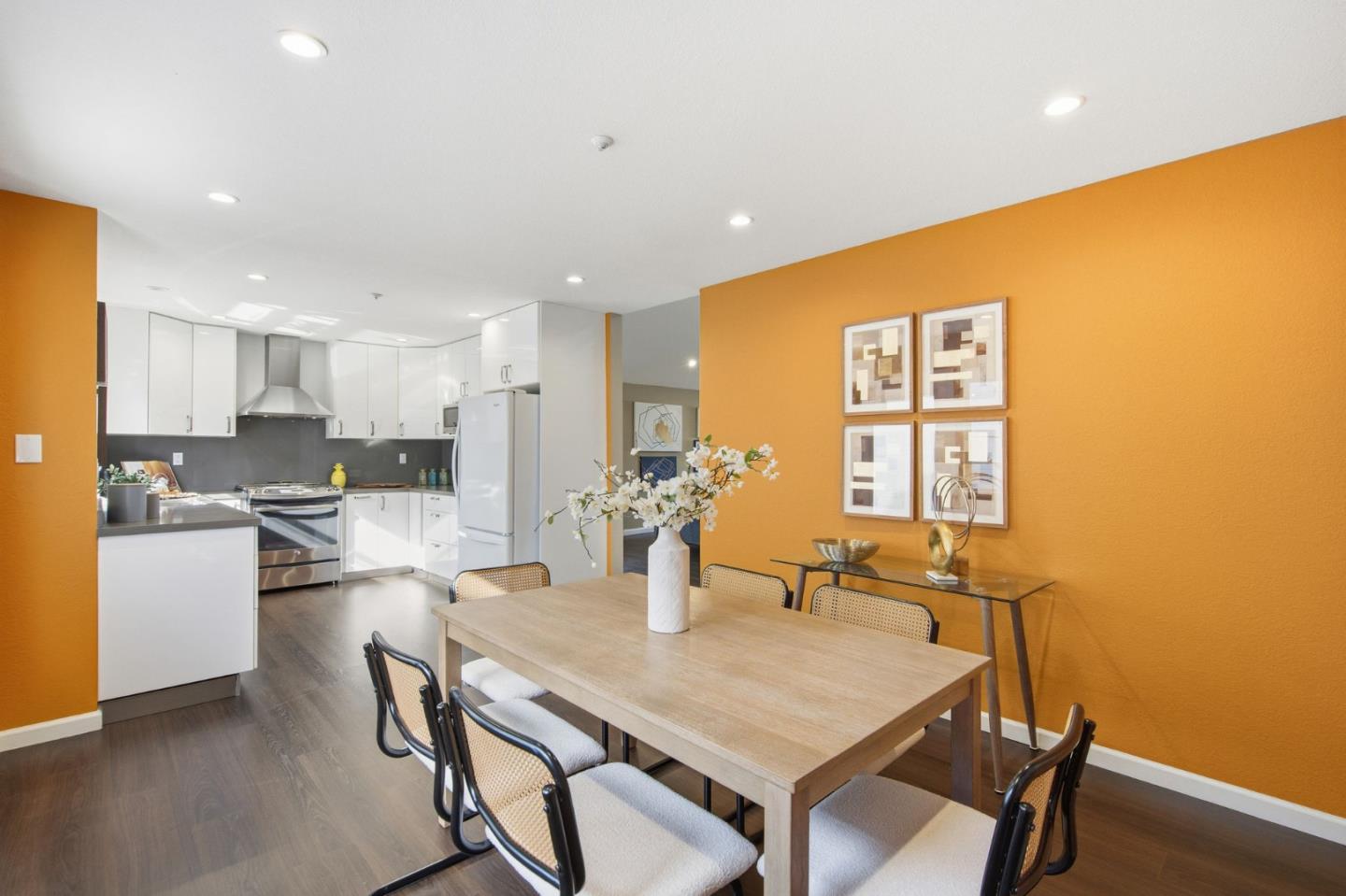 Detail Gallery Image 13 of 43 For 114 Williams Ln, Foster City,  CA 94404 - 3 Beds | 2/1 Baths