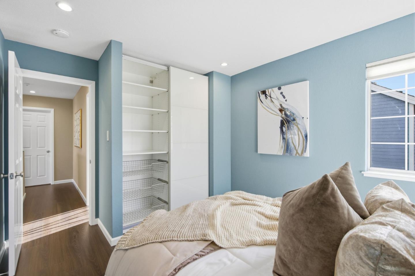 Detail Gallery Image 20 of 43 For 114 Williams Ln, Foster City,  CA 94404 - 3 Beds | 2/1 Baths