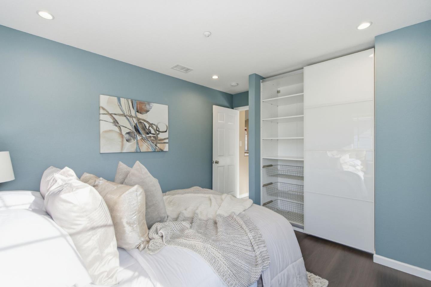 Detail Gallery Image 21 of 43 For 114 Williams Ln, Foster City,  CA 94404 - 3 Beds | 2/1 Baths