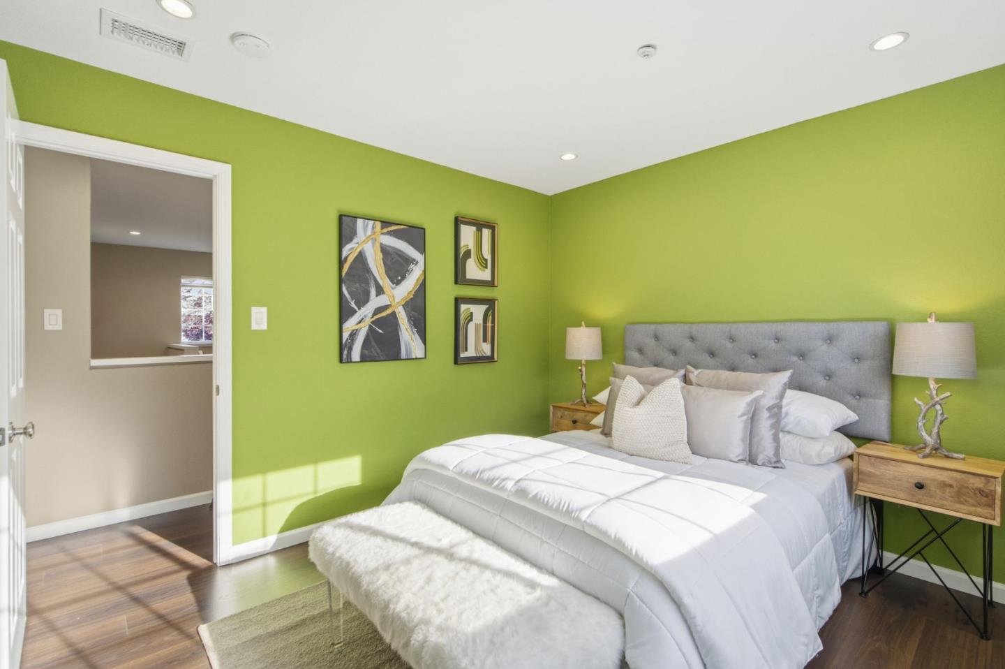 Detail Gallery Image 23 of 43 For 114 Williams Ln, Foster City,  CA 94404 - 3 Beds | 2/1 Baths