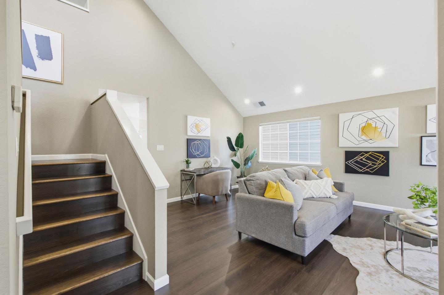 Detail Gallery Image 5 of 43 For 114 Williams Ln, Foster City,  CA 94404 - 3 Beds | 2/1 Baths