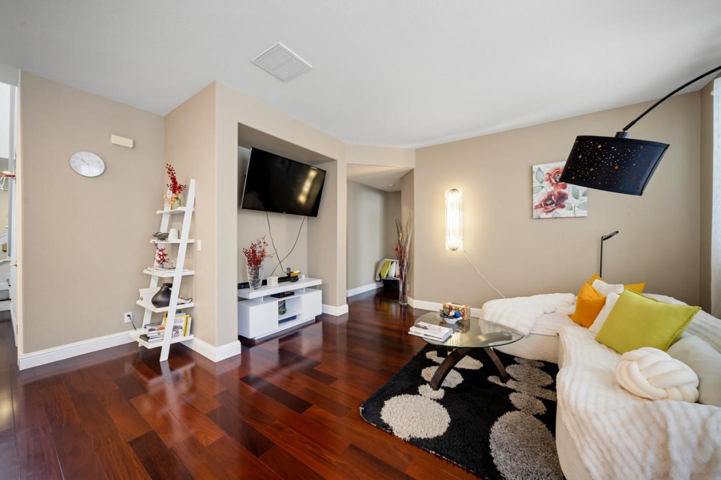 Detail Gallery Image 14 of 30 For 4455 Ocean Heights Ct, Seaside,  CA 93955 - 4 Beds | 3 Baths