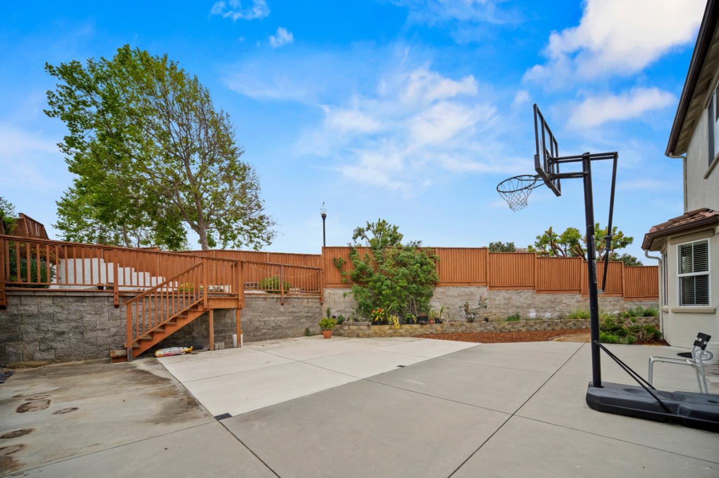 Detail Gallery Image 27 of 30 For 4455 Ocean Heights Ct, Seaside,  CA 93955 - 4 Beds | 3 Baths