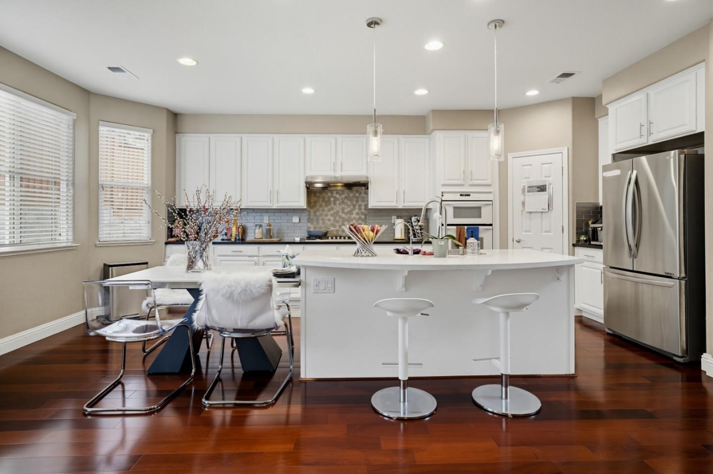 Detail Gallery Image 9 of 30 For 4455 Ocean Heights Ct, Seaside,  CA 93955 - 4 Beds | 3 Baths