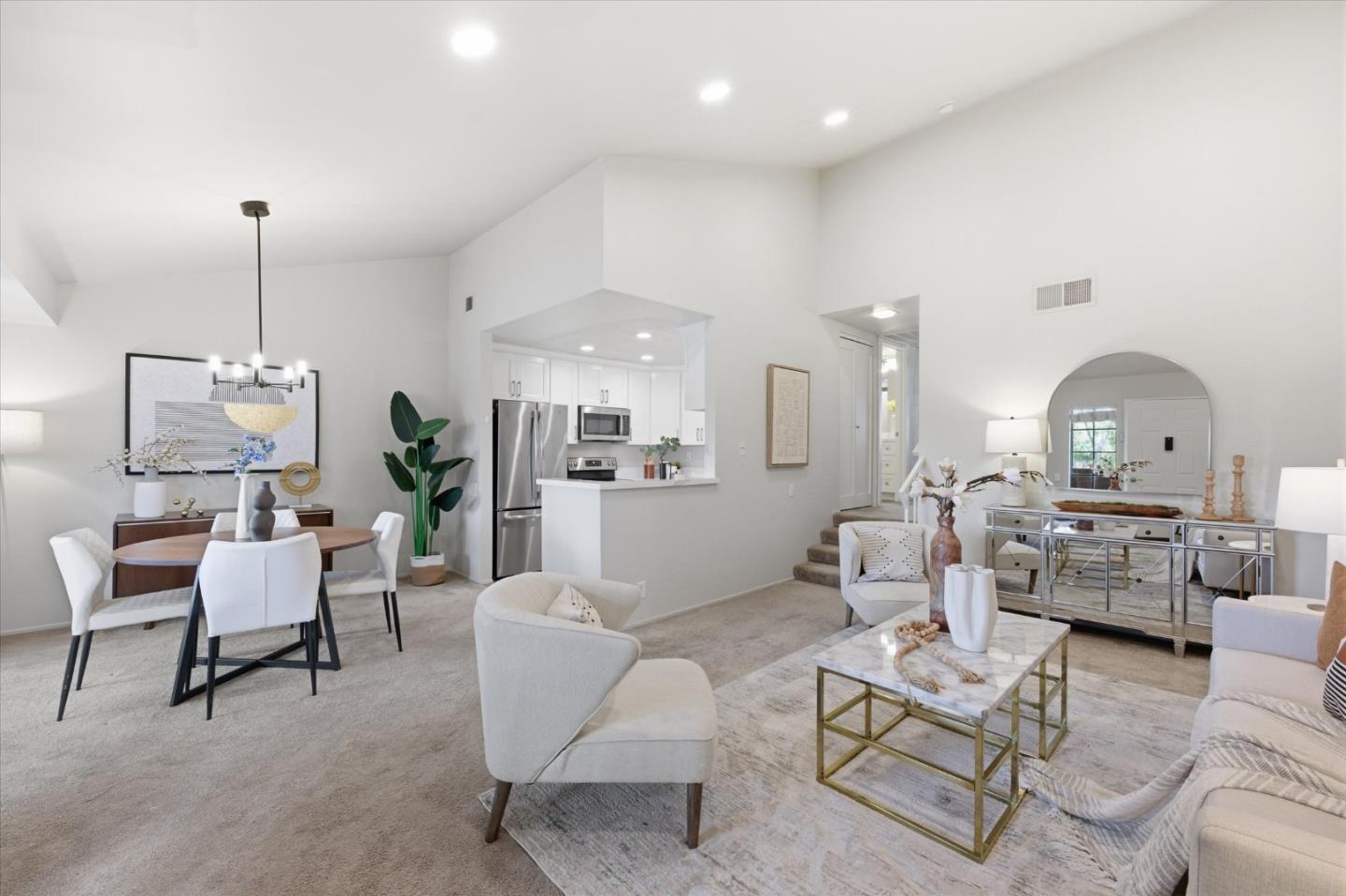 Photo #4: ML82041240 Listing: Photo #4