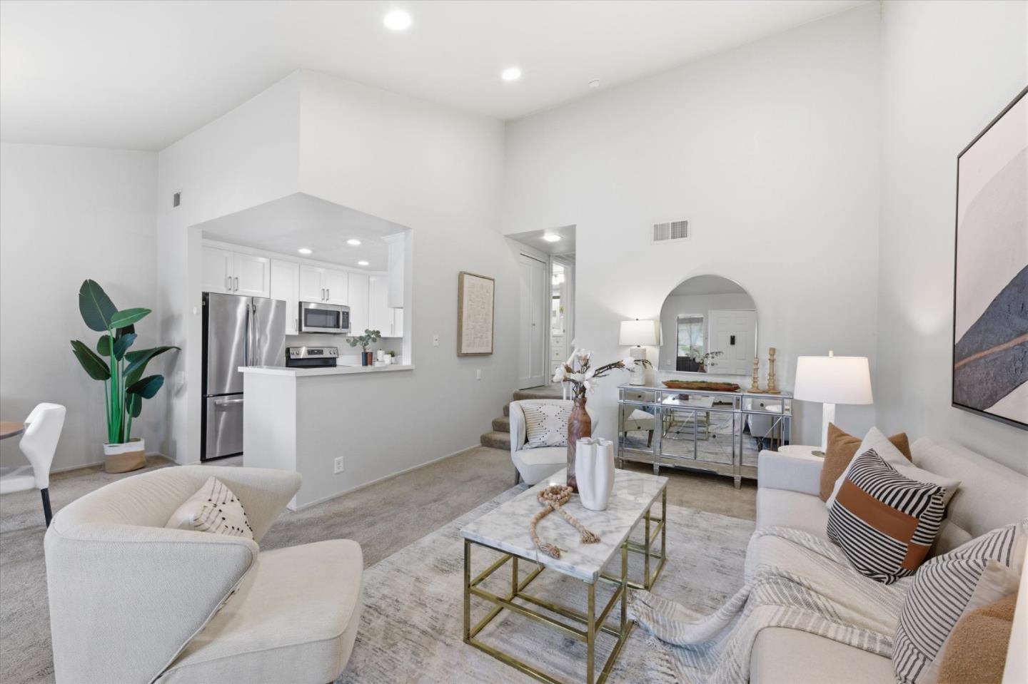 Photo #5: ML82041240 Listing: Photo #5