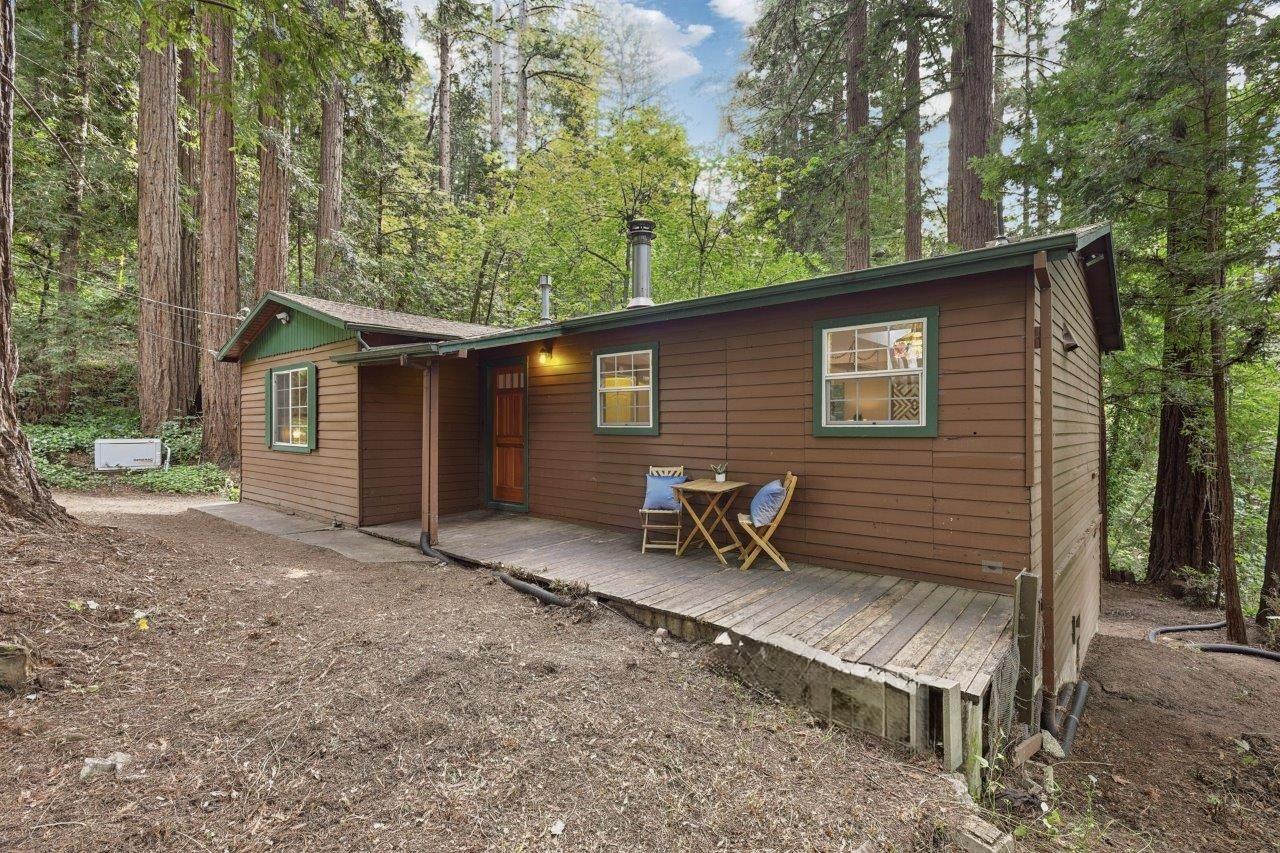 Detail Gallery Image 3 of 37 For 290 Hoot Owl Way, Boulder Creek,  CA 95006 - 2 Beds | 1 Baths