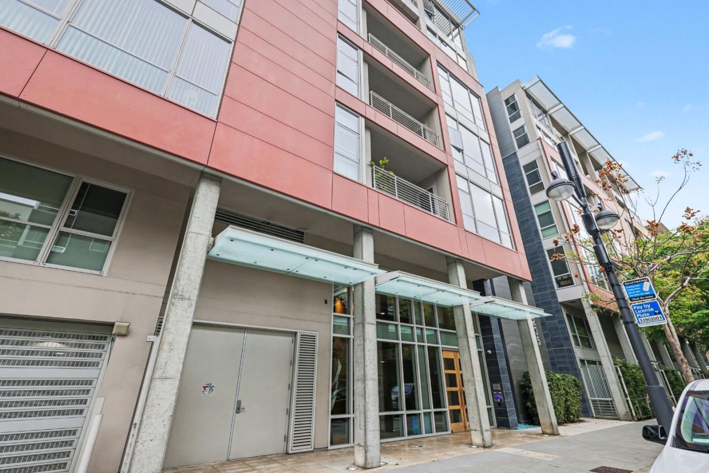 Detail Gallery Image 3 of 21 For 235 Berry St #316,  San Francisco,  CA 94158 - 2 Beds | 2/1 Baths