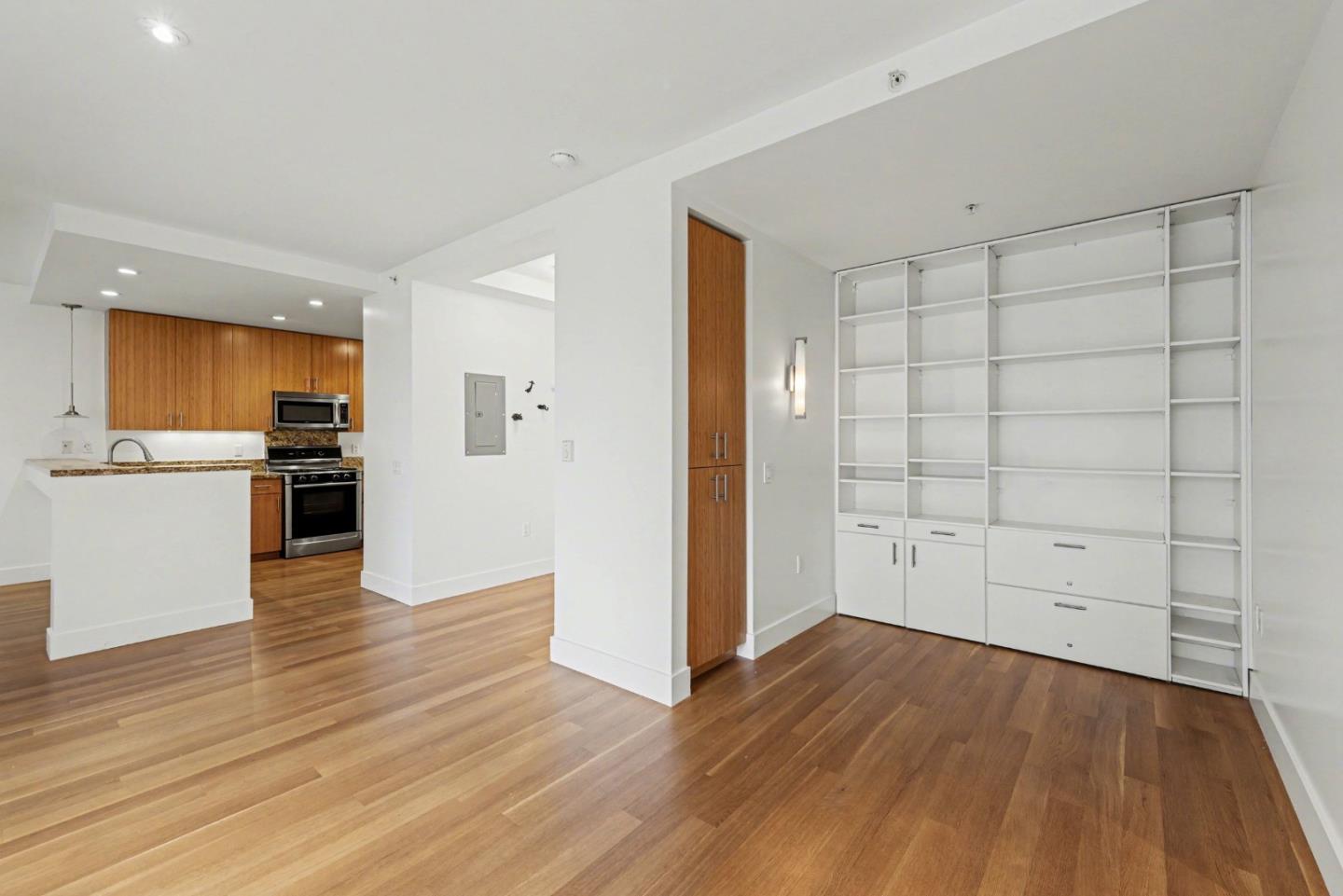 Detail Gallery Image 8 of 21 For 235 Berry St #316,  San Francisco,  CA 94158 - 2 Beds | 2/1 Baths