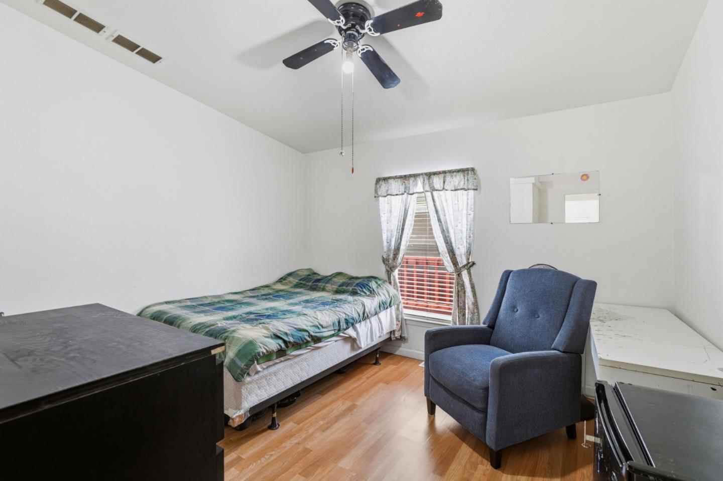 Detail Gallery Image 12 of 27 For 500 W 10th St #119,  Gilroy,  CA 95020 - 3 Beds | 2 Baths