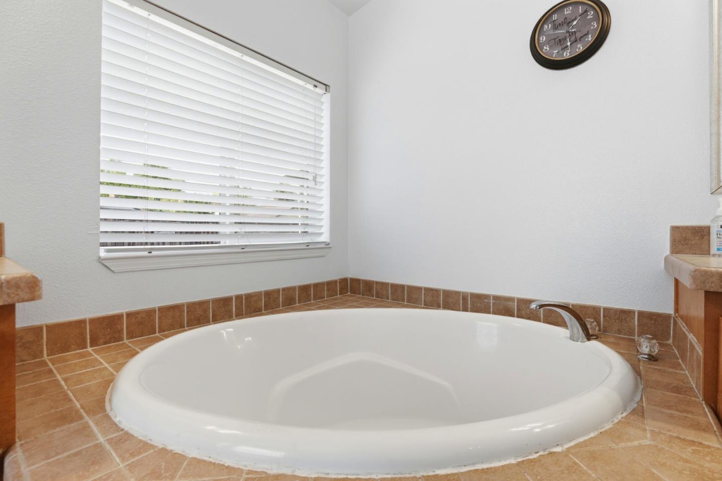 Detail Gallery Image 16 of 27 For 500 W 10th St #119,  Gilroy,  CA 95020 - 3 Beds | 2 Baths