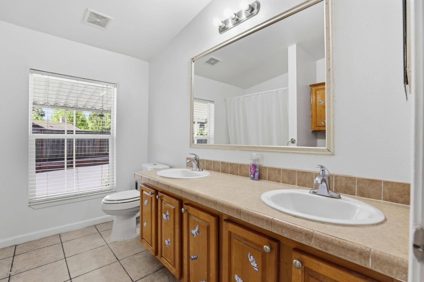 Detail Gallery Image 17 of 27 For 500 W 10th St #119,  Gilroy,  CA 95020 - 3 Beds | 2 Baths