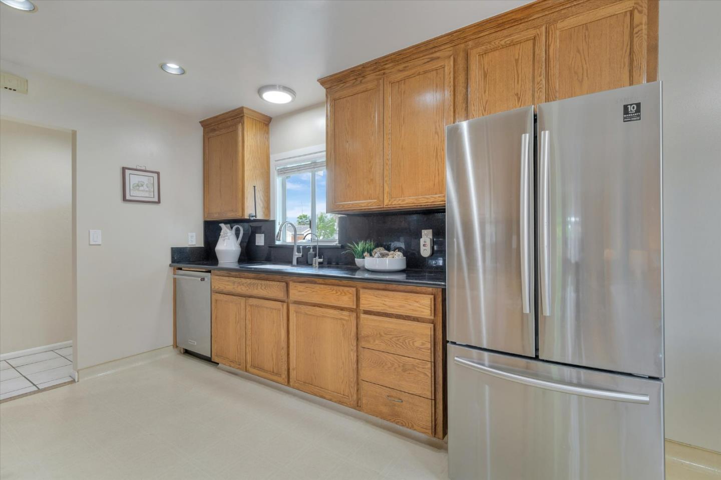 Detail Gallery Image 10 of 25 For 4908 Caroline Way, San Jose,  CA 95124 - 3 Beds | 2 Baths