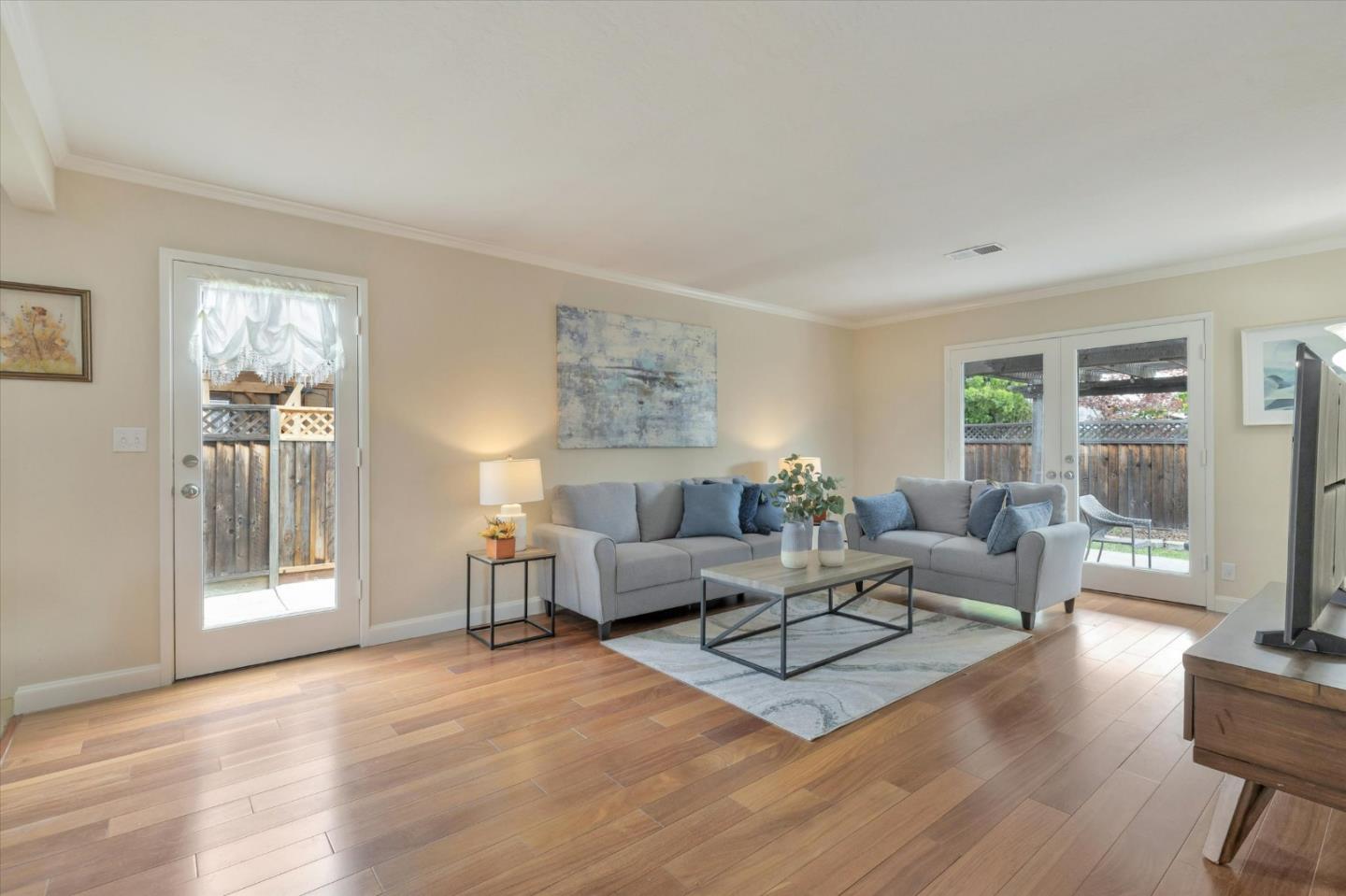 Detail Gallery Image 5 of 25 For 4908 Caroline Way, San Jose,  CA 95124 - 3 Beds | 2 Baths