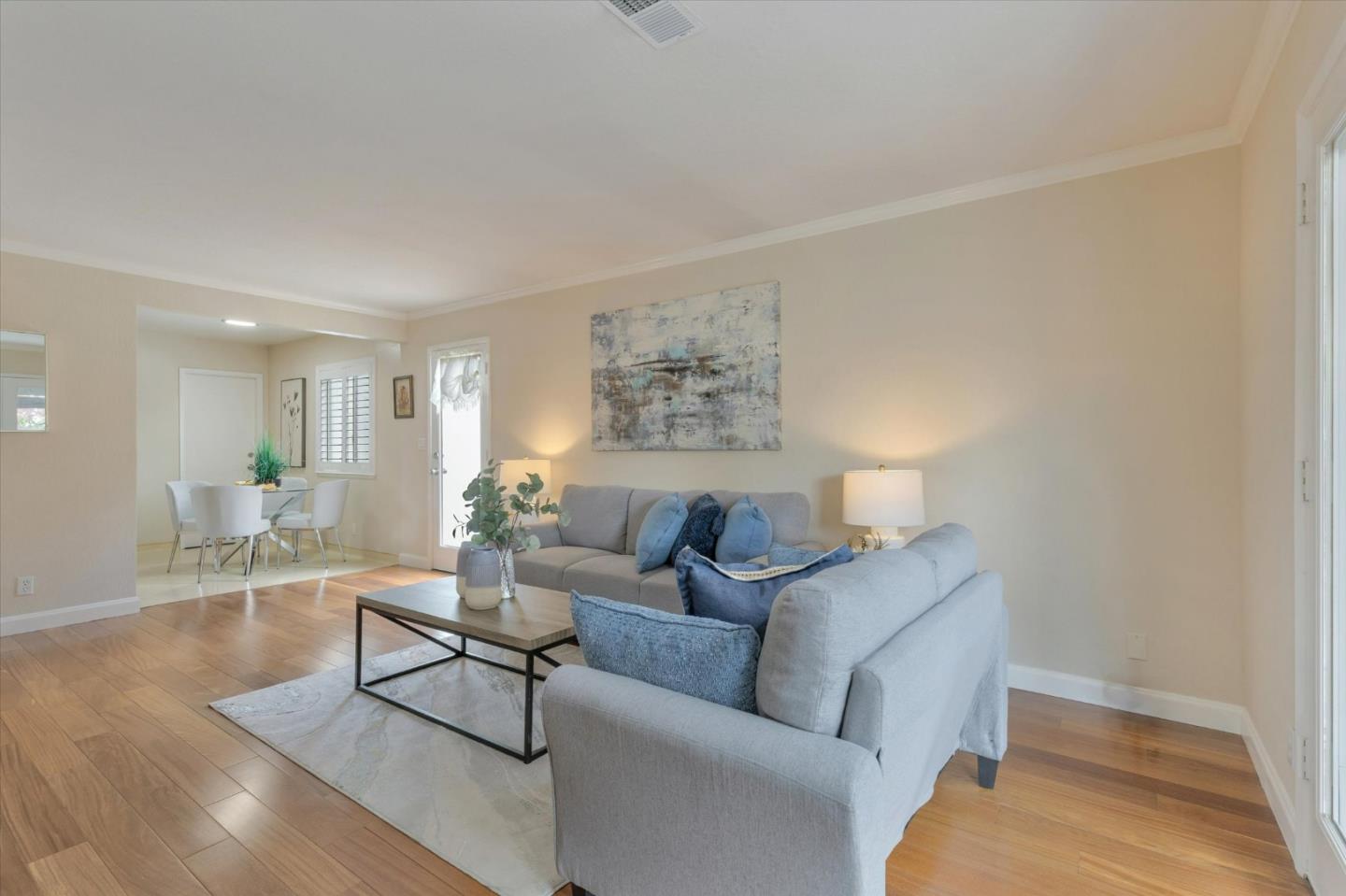 Detail Gallery Image 6 of 25 For 4908 Caroline Way, San Jose,  CA 95124 - 3 Beds | 2 Baths