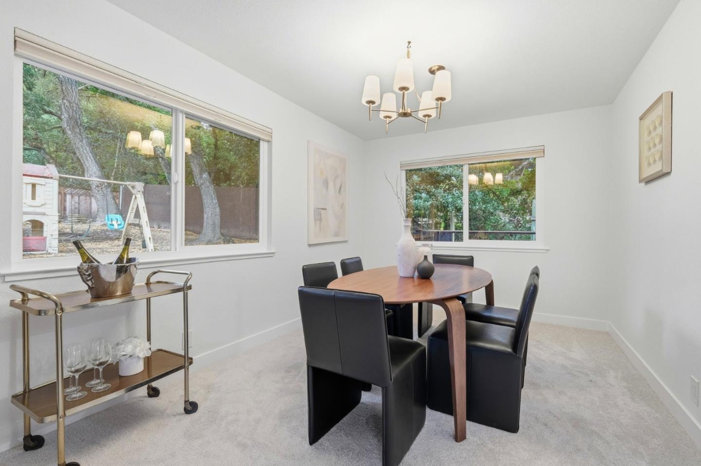 Detail Gallery Image 17 of 47 For 4 Bluehill Ct, Scotts Valley,  CA 95066 - 3 Beds | 2/1 Baths