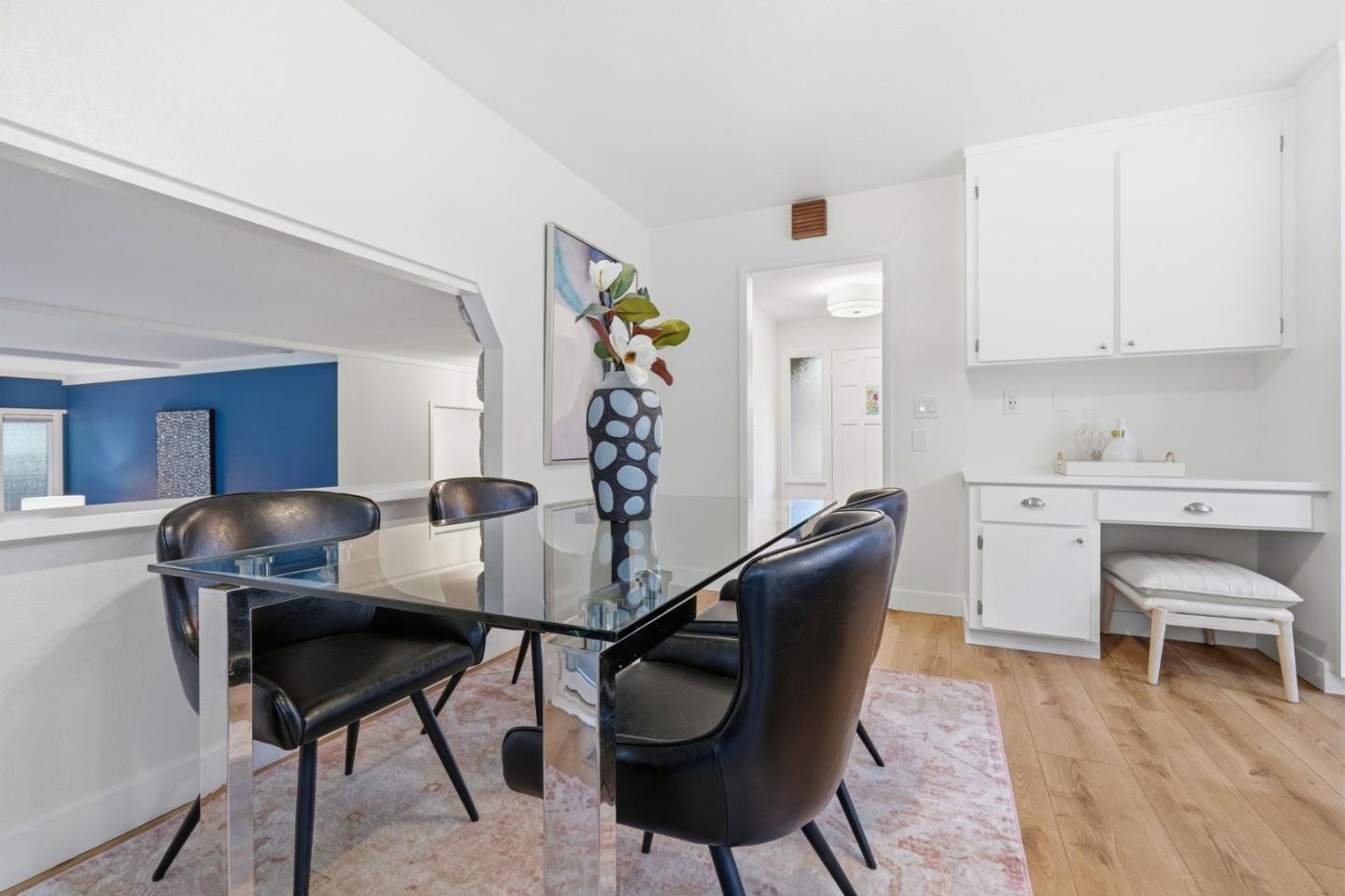 Detail Gallery Image 21 of 47 For 4 Bluehill Ct, Scotts Valley,  CA 95066 - 3 Beds | 2/1 Baths