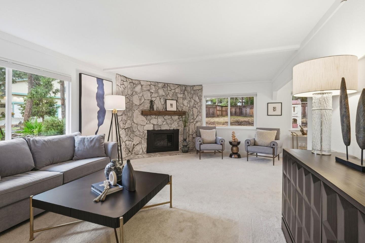 Detail Gallery Image 7 of 47 For 4 Bluehill Ct, Scotts Valley,  CA 95066 - 3 Beds | 2/1 Baths