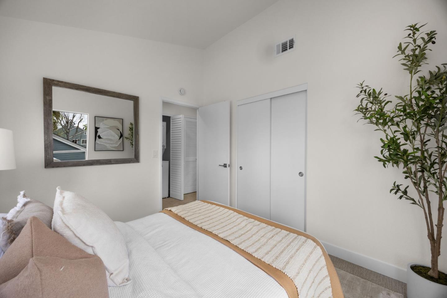 Detail Gallery Image 16 of 33 For 849 Portwalk Pl, Redwood City,  CA 94065 - 2 Beds | 1 Baths