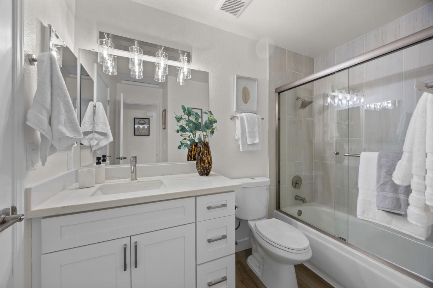 Detail Gallery Image 18 of 33 For 849 Portwalk Pl, Redwood City,  CA 94065 - 2 Beds | 1 Baths