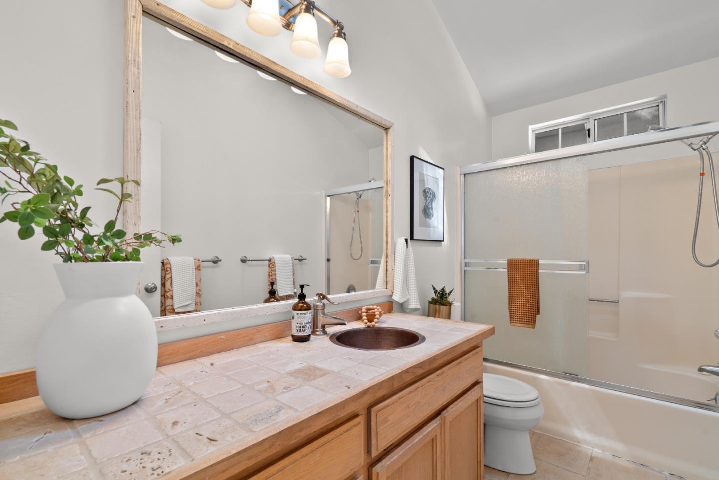 Detail Gallery Image 19 of 39 For 105 William Way, Felton,  CA 95018 - 3 Beds | 2/1 Baths