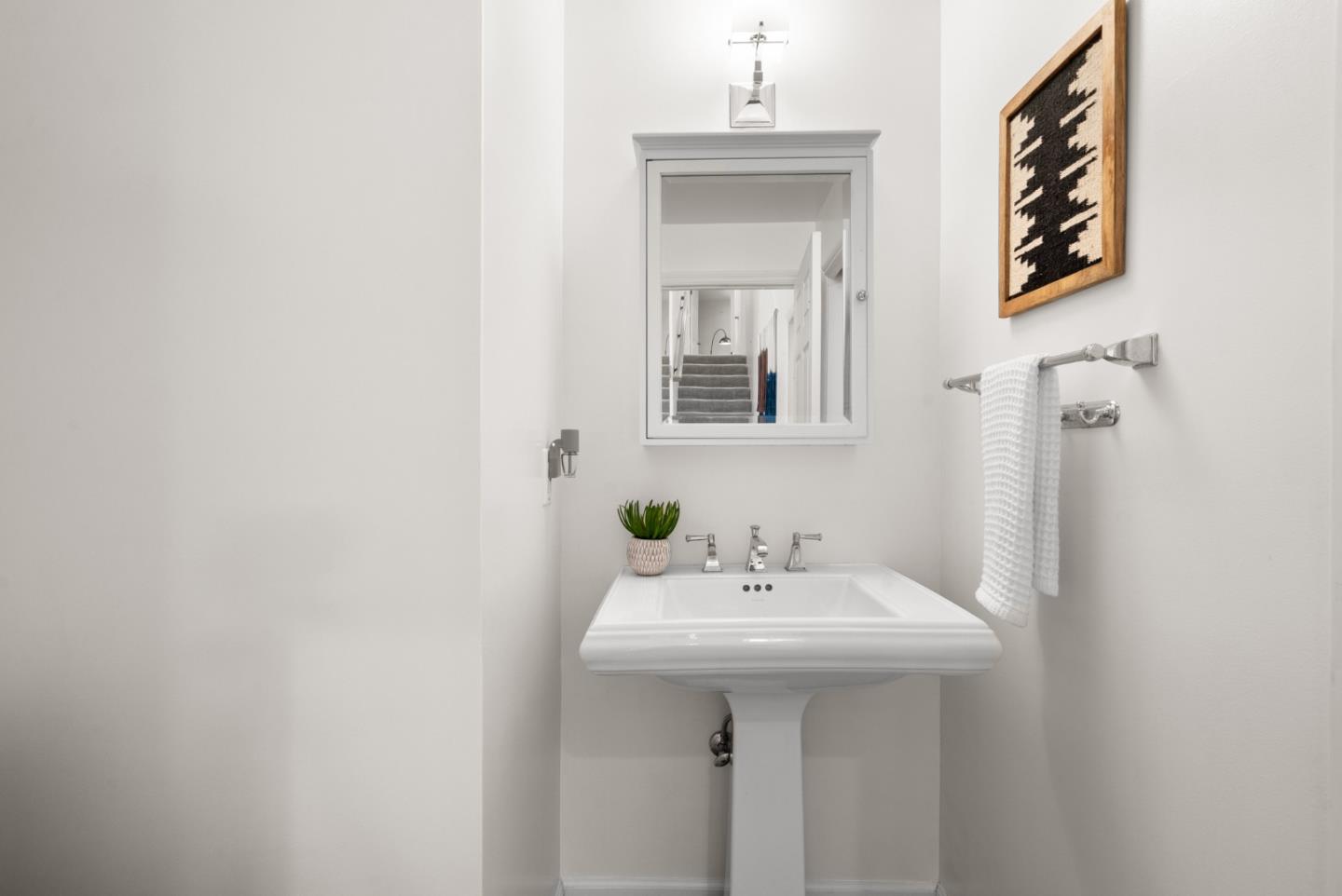 Detail Gallery Image 26 of 39 For 105 William Way, Felton,  CA 95018 - 3 Beds | 2/1 Baths