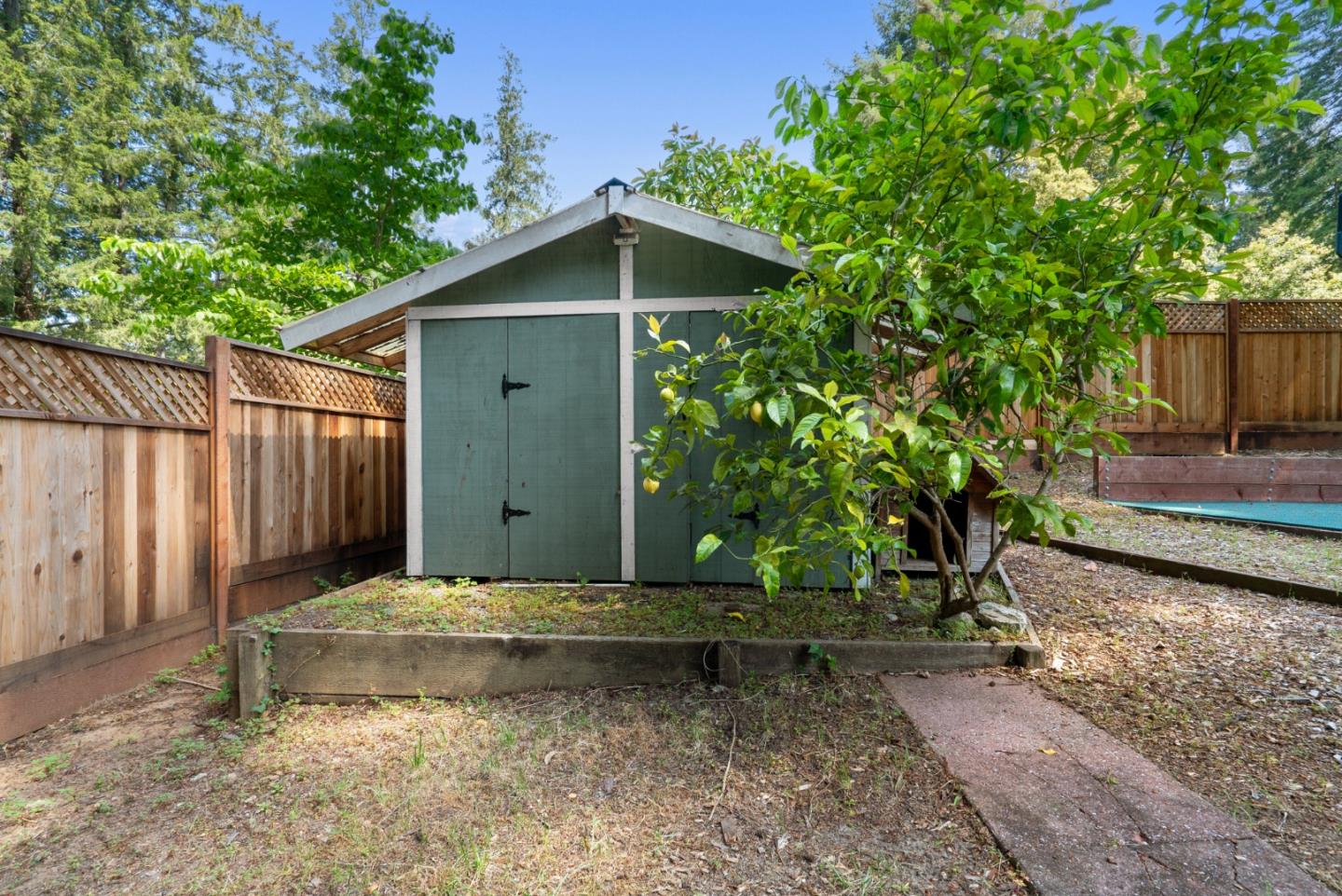 Detail Gallery Image 31 of 39 For 105 William Way, Felton,  CA 95018 - 3 Beds | 2/1 Baths