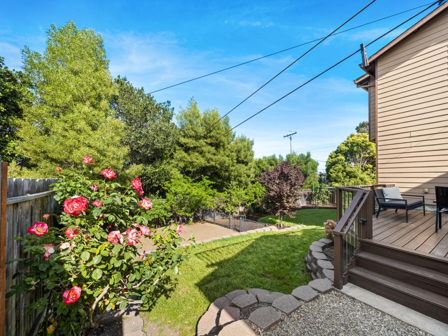 Detail Gallery Image 33 of 33 For 345 Laurel St, San Carlos,  CA 94070 - 4 Beds | 3 Baths