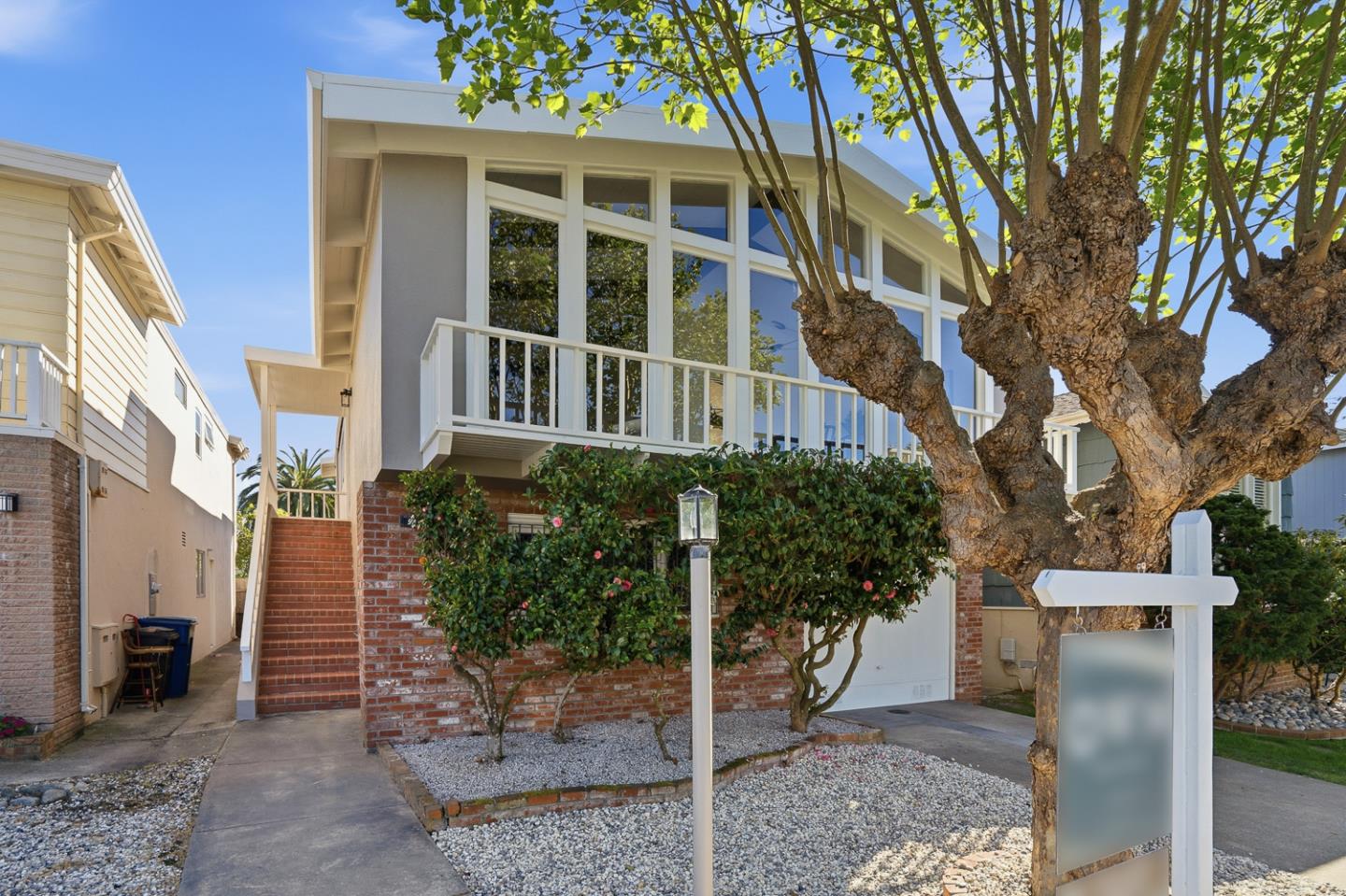 Detail Gallery Image 3 of 44 For 55 Parkside Ave, Daly City,  CA 94015 - 4 Beds | 3 Baths