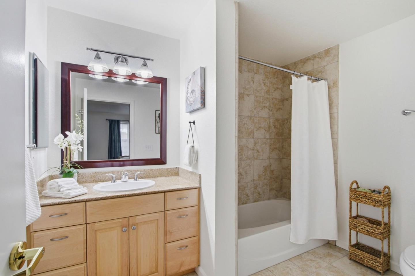 Detail Gallery Image 15 of 20 For 631 E El Camino Real #102,  Sunnyvale,  CA 94087 - 1 Beds | 1 Baths