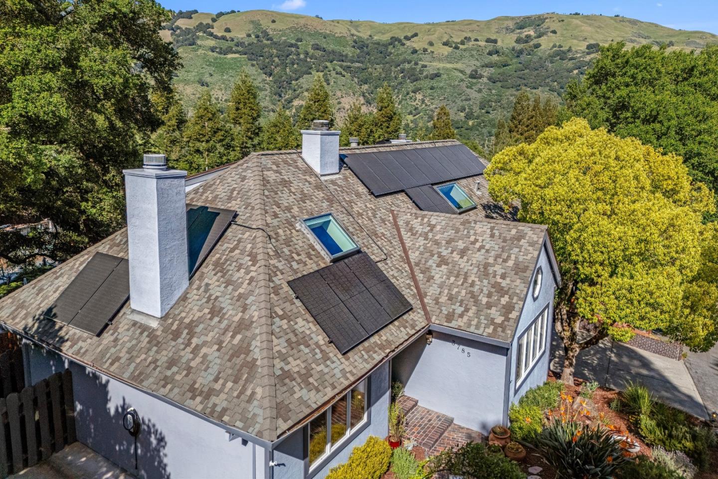 Detail Gallery Image 101 of 115 For 3785 Live Oak Ln, Morgan Hill,  CA 95037 - 5 Beds | 3/1 Baths