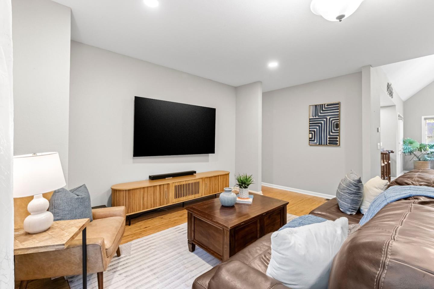 Detail Gallery Image 20 of 115 For 3785 Live Oak Ln, Morgan Hill,  CA 95037 - 5 Beds | 3/1 Baths