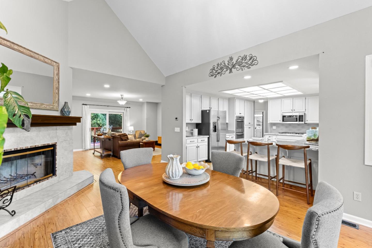 Detail Gallery Image 26 of 115 For 3785 Live Oak Ln, Morgan Hill,  CA 95037 - 5 Beds | 3/1 Baths