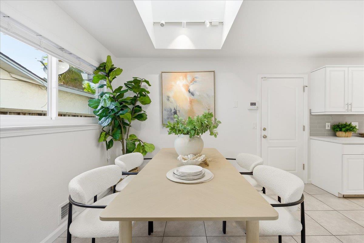 Detail Gallery Image 15 of 54 For 5148 Forest View Dr, San Jose,  CA 95129 - 3 Beds | 2 Baths