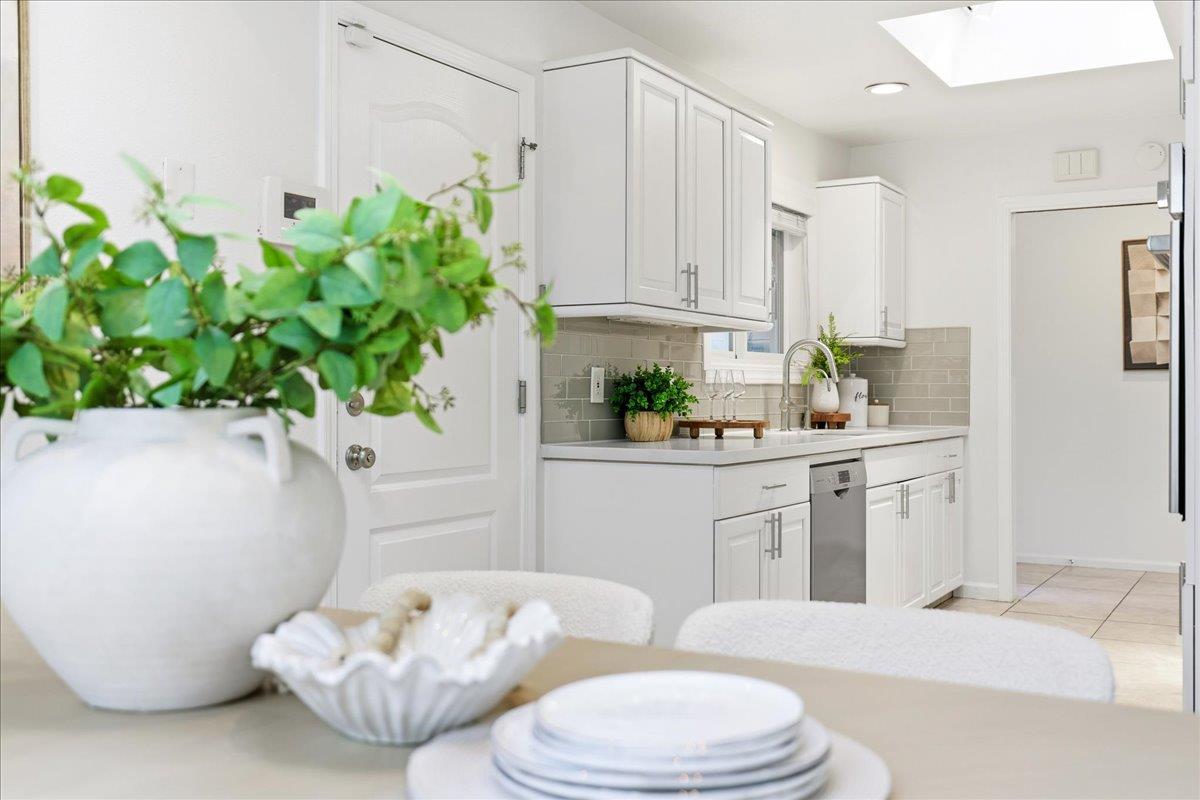 Detail Gallery Image 18 of 54 For 5148 Forest View Dr, San Jose,  CA 95129 - 3 Beds | 2 Baths