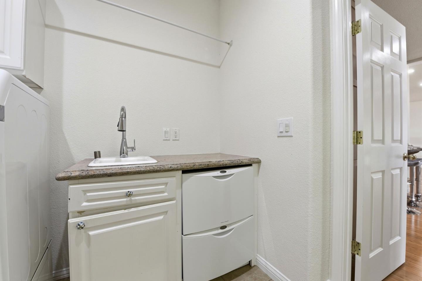 Detail Gallery Image 24 of 66 For 1129 Foxhurst Way, San Jose,  CA 95120 - 5 Beds | 3/1 Baths