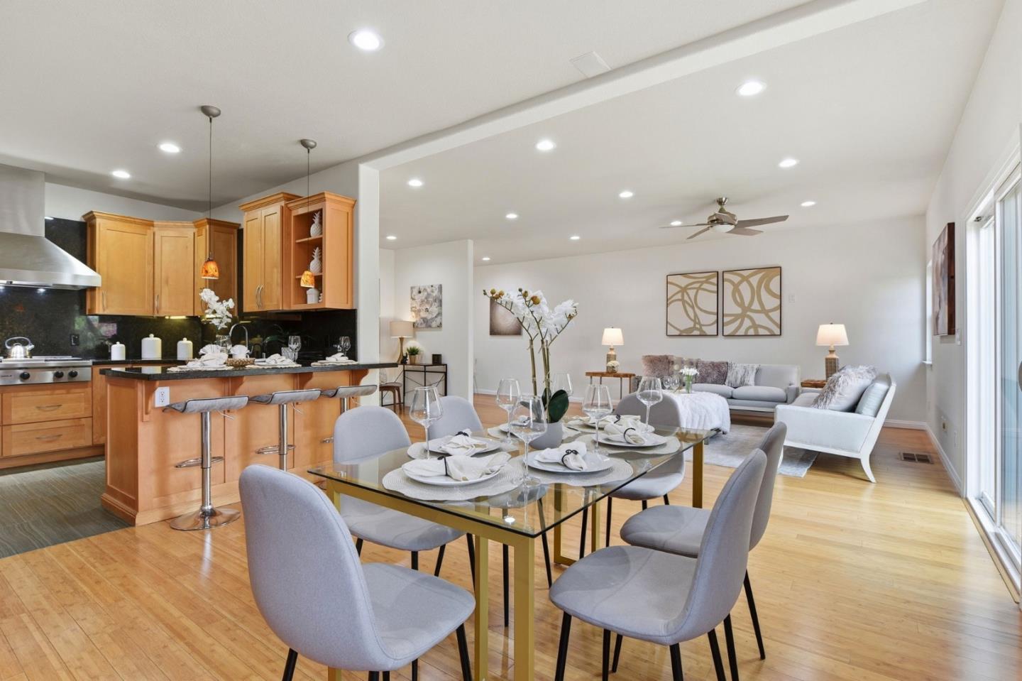 Detail Gallery Image 26 of 66 For 1129 Foxhurst Way, San Jose,  CA 95120 - 5 Beds | 3/1 Baths