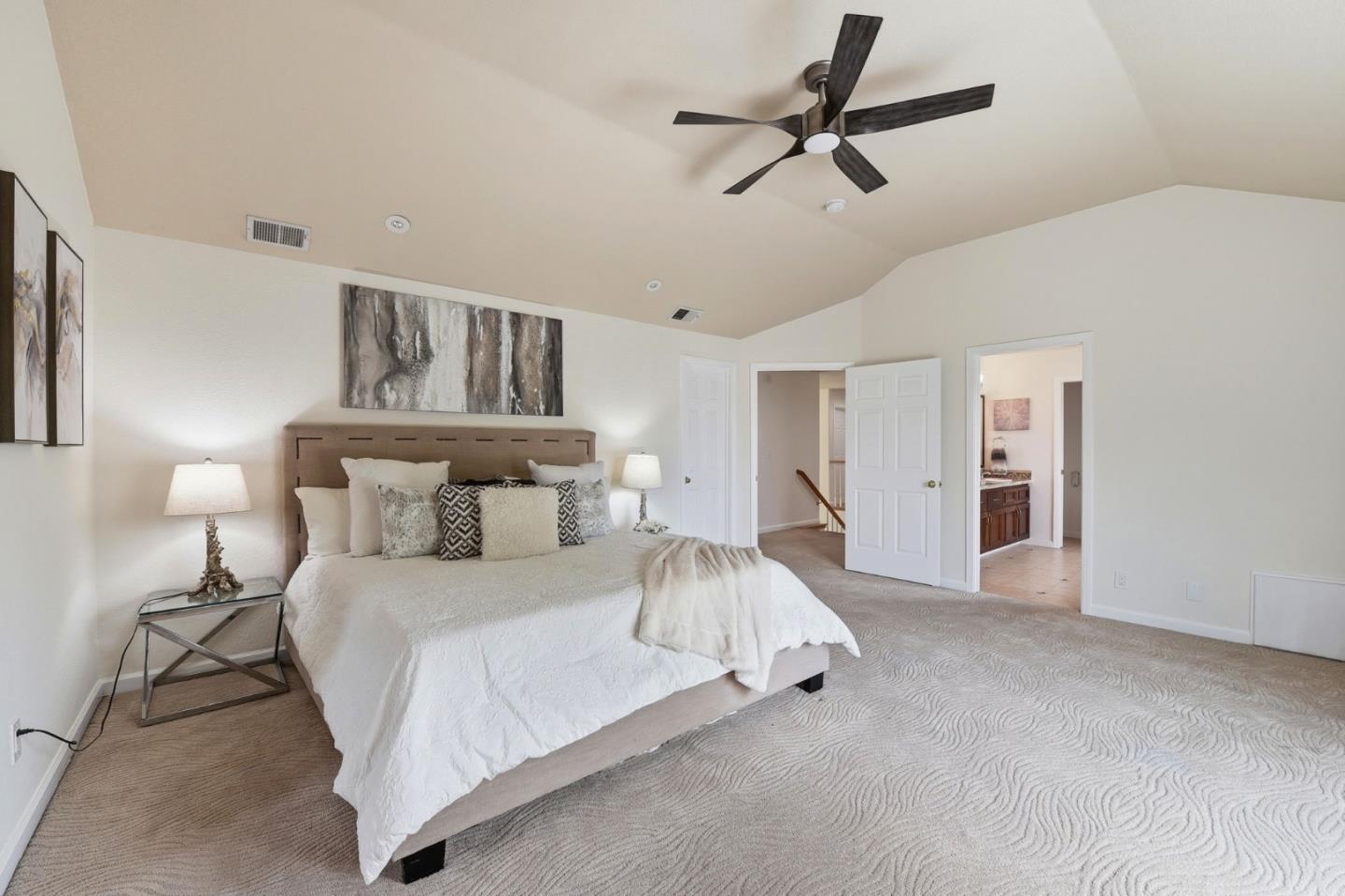 Detail Gallery Image 37 of 66 For 1129 Foxhurst Way, San Jose,  CA 95120 - 5 Beds | 3/1 Baths